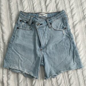 High rise Abercrombie dad short